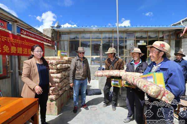 藏大工作队牵线朗赛茶厂助力沙布夏村精准扶贫工作