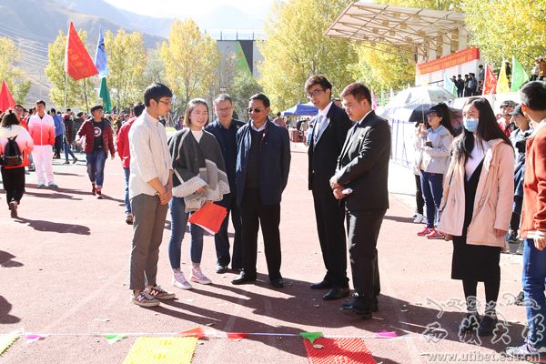 西藏大学启动2016&mdash2017学年廉洁文化进校园&ldquo走下网络、走出宿舍、走向操场&rdquo活动